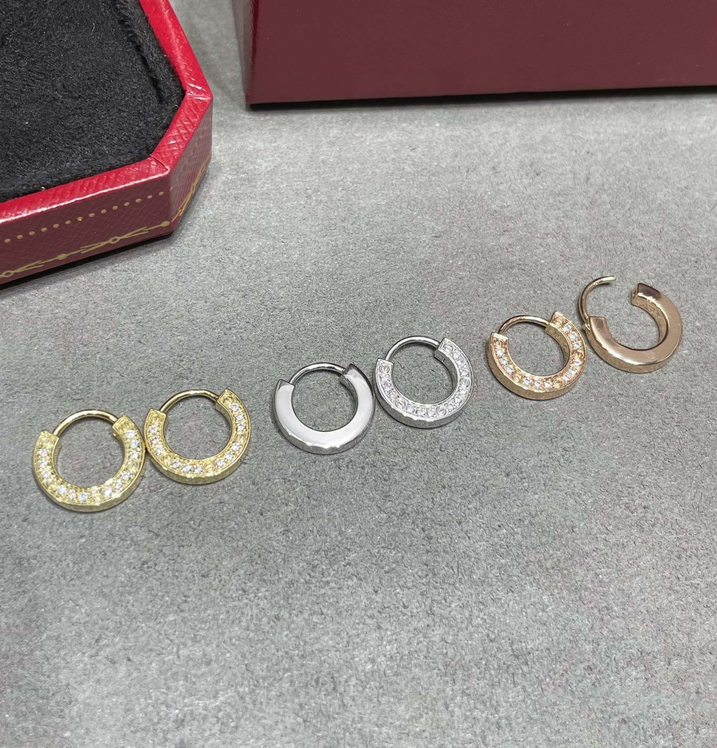 [Regal Gem]LOVE DIAMOND EARRINGS