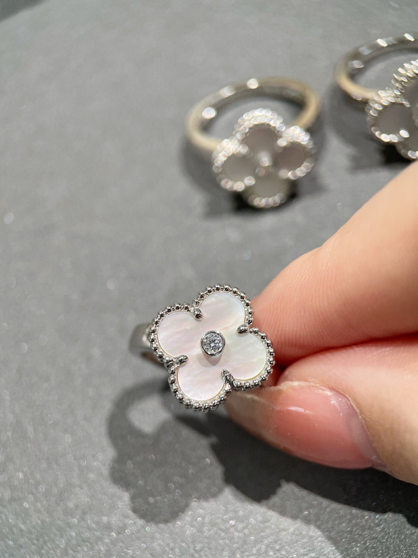 [Regal Gem]CLOVER SILVER MOP DIAMOND RING