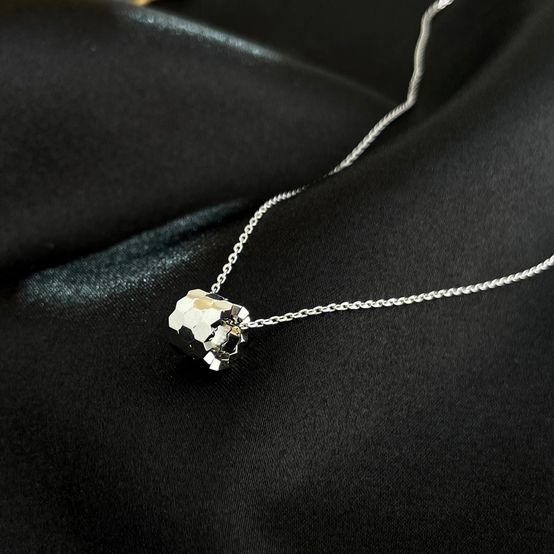 [Regal Gem]BEE MINI NECKLACE