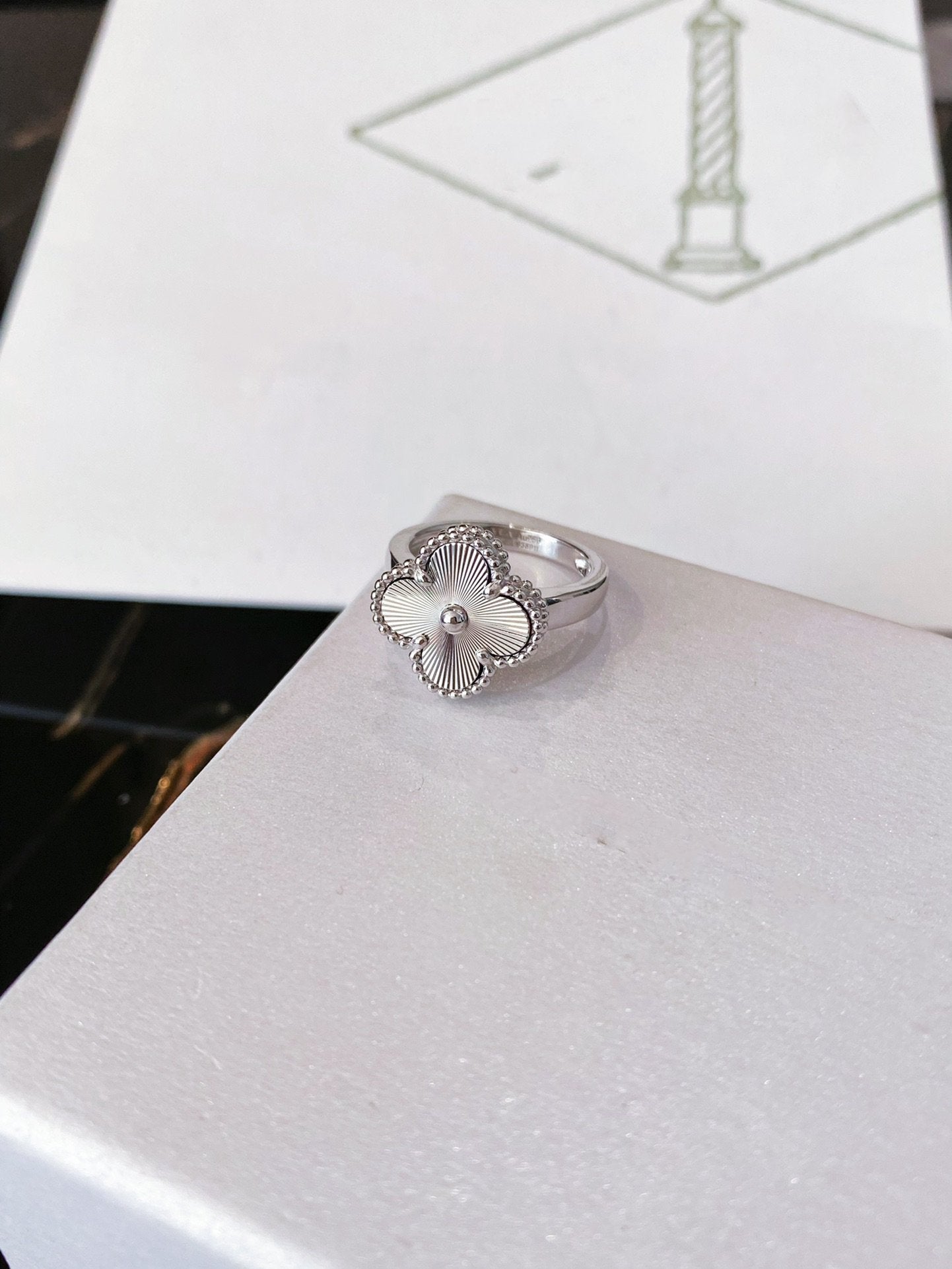 [Regal Gem]CLOVER SILVER RING