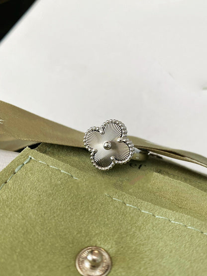 [Regal Gem]CLOVER SILVER RING
