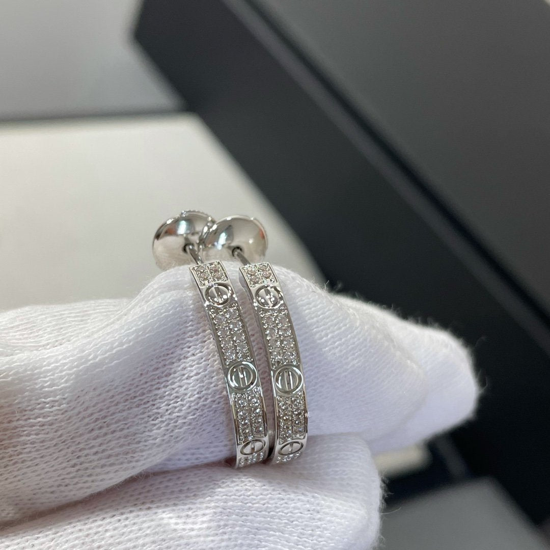 [Regal Gem]LOVE DIAMOND SILVER HOOP EARRINGS