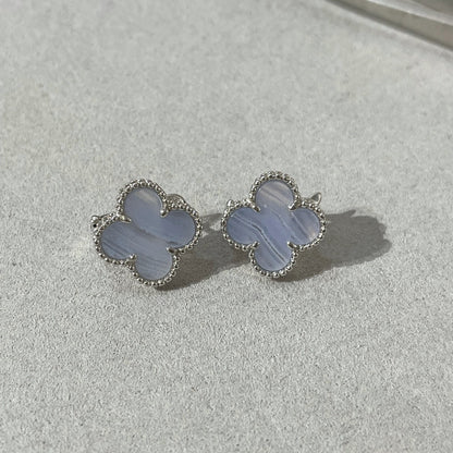 [Regal Gem]CLOVER CHALCEDONY SILVER STUD EARRINGS