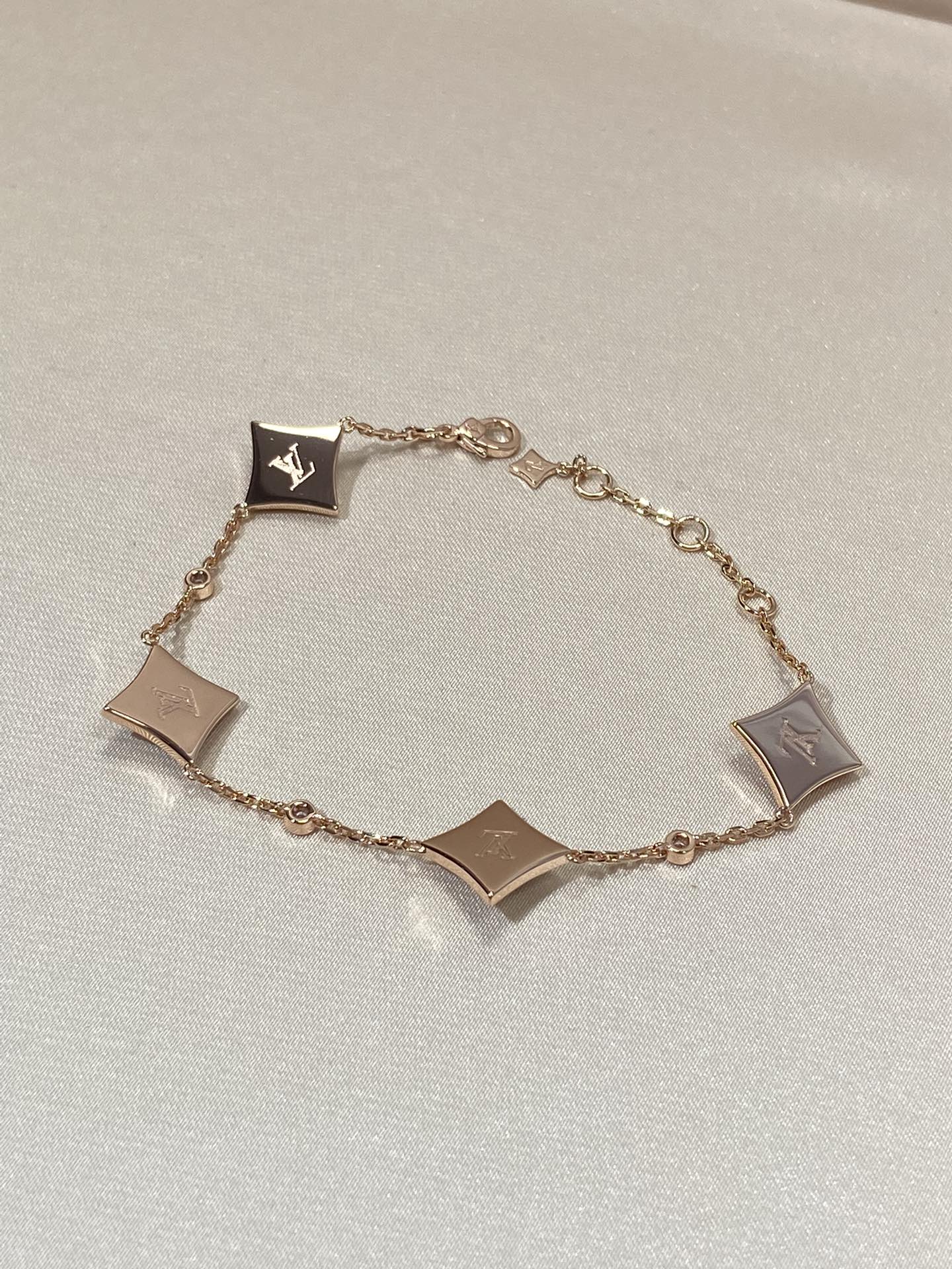 [Regal Gem]STAR 4 MOTIF MOP DIAMOND PINK GOLD BRACELET