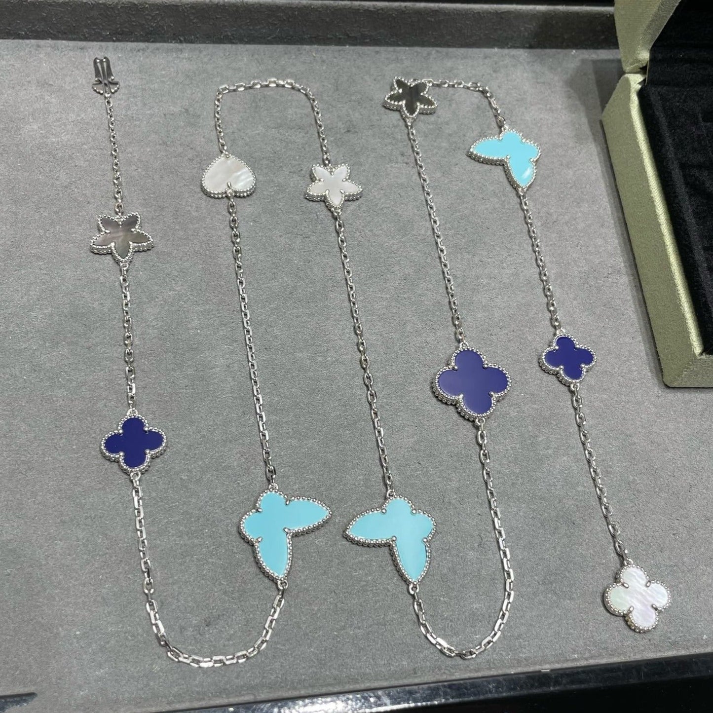 [Regal Gem]LUCKY CLOVER SILVER 11 MOTIF NECKLACE
