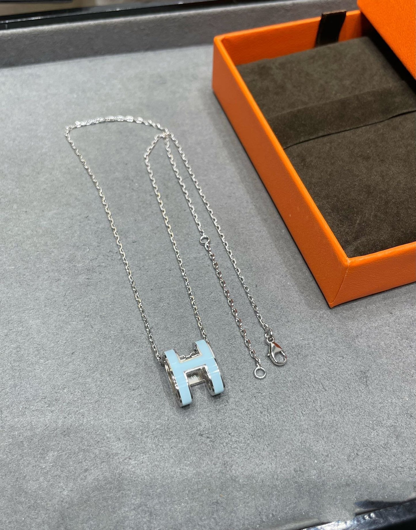 [Regal Gem]POP H SKY BLUE NECKLACE