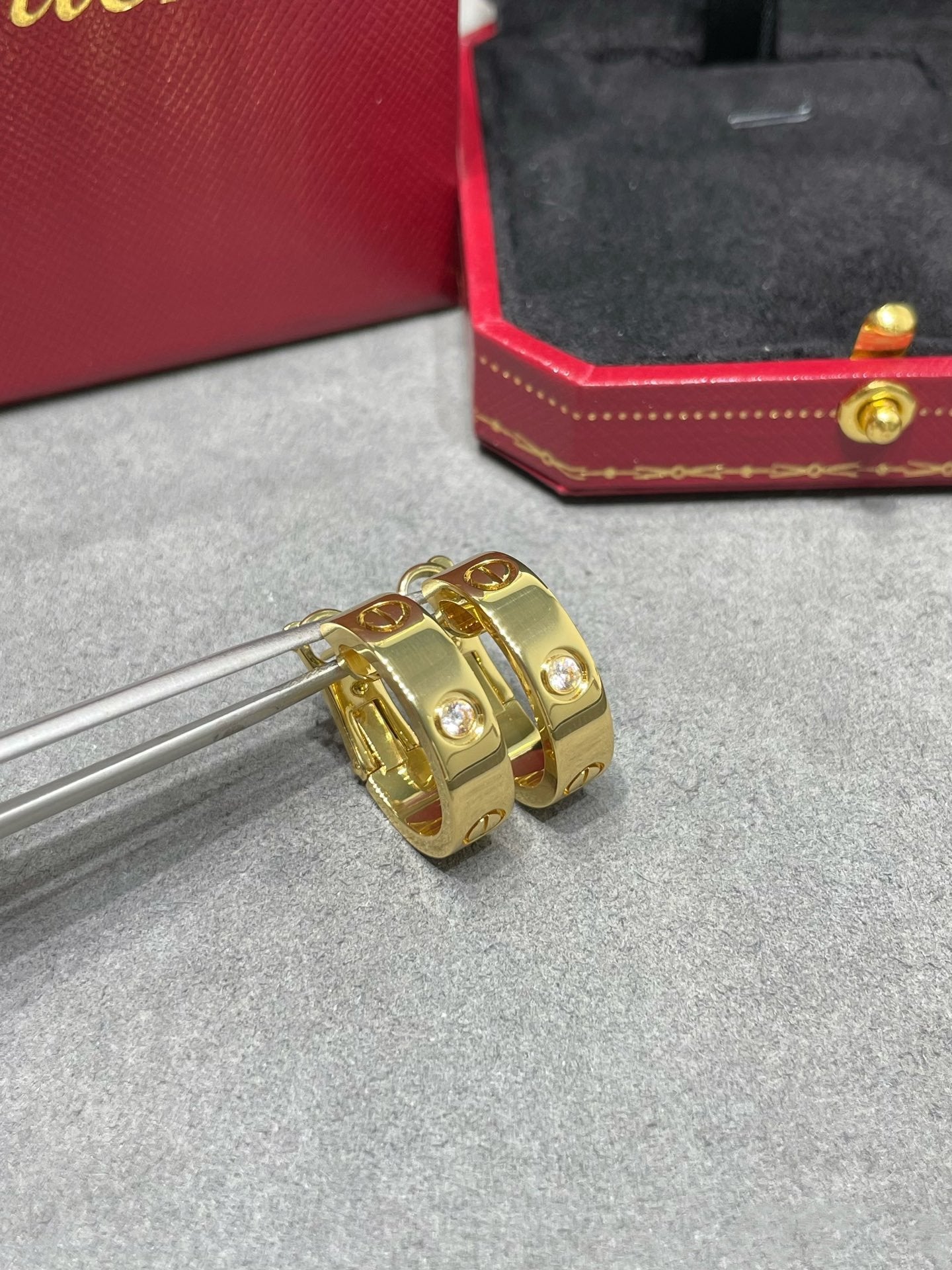 [Regal Gem]LOVE 5.5MM 1 DIAMOND EARRINGS