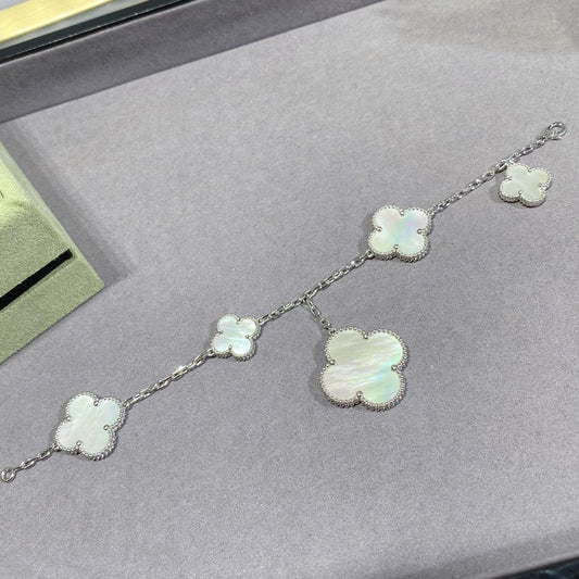 [Regal Gem]CLOVER 5 MOTIF WHITE MOP SILVER BRACELET