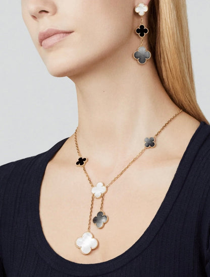 [Regal Gem]CLOVER 3 MOTIF MOP ONYX DARK MOP PINK GOLD EARRINGS