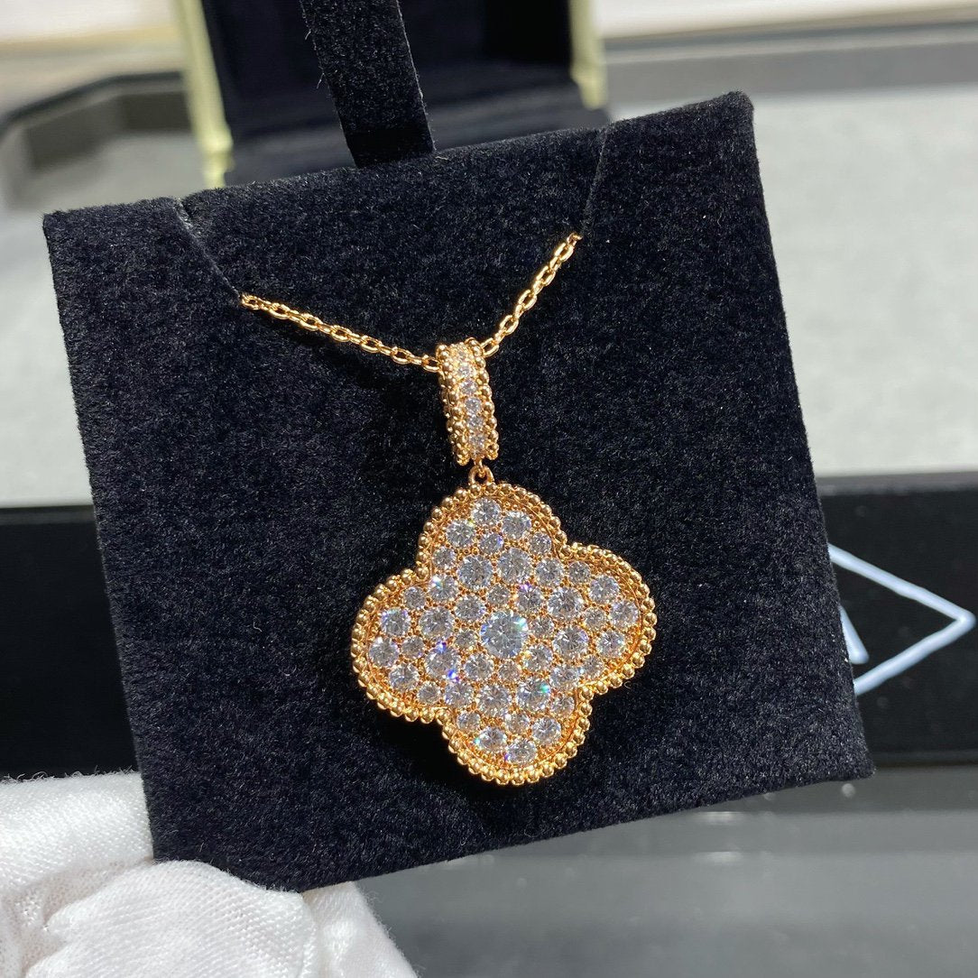 [Regal Gem]CLOVER 25MM LARGE PEDANT DIAMOND PAVED LONG NECKLACE