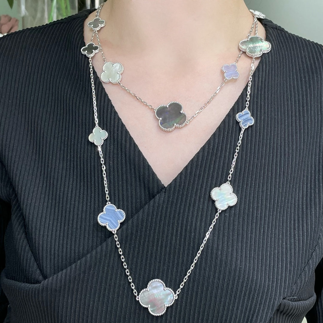 [Regal Gem]CLOVER 16 MOTIF CHALCEDONY MOP SILVER NECKLACE