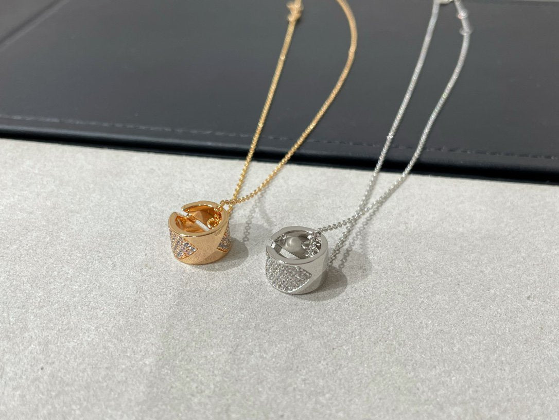 [Regal Gem]LIENS EVIDENCE DIAMOND PAVED NECKLACE