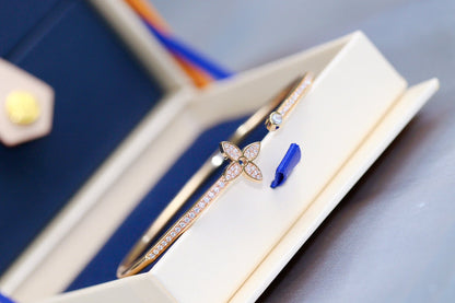 [Regal Gem]IDYLLE PINK GOLD OPEN BRACELET DIAMOND PAVED