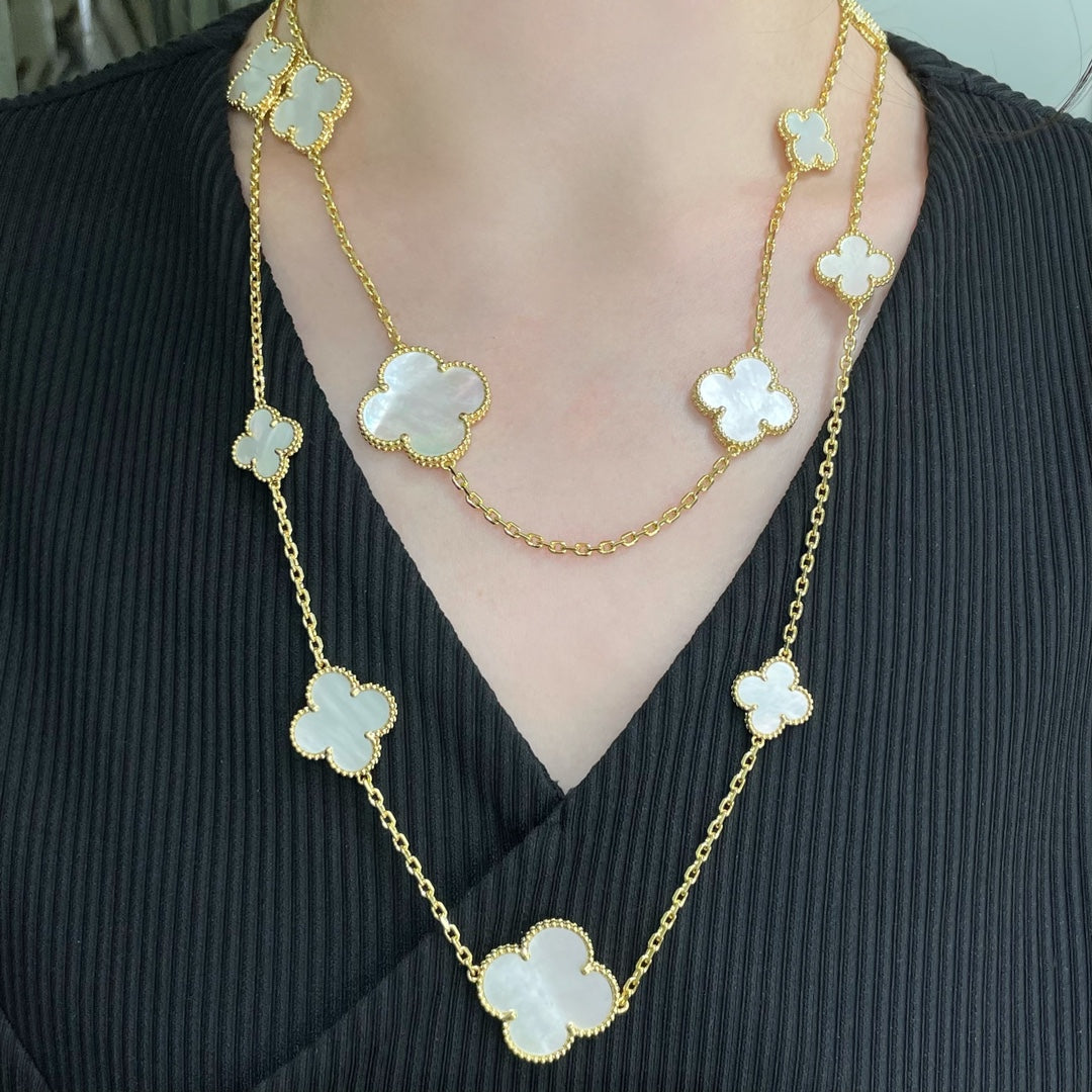 [Regal Gem]CLOVER 16 MOTIF WHITE MOP GOLD NECKLACE