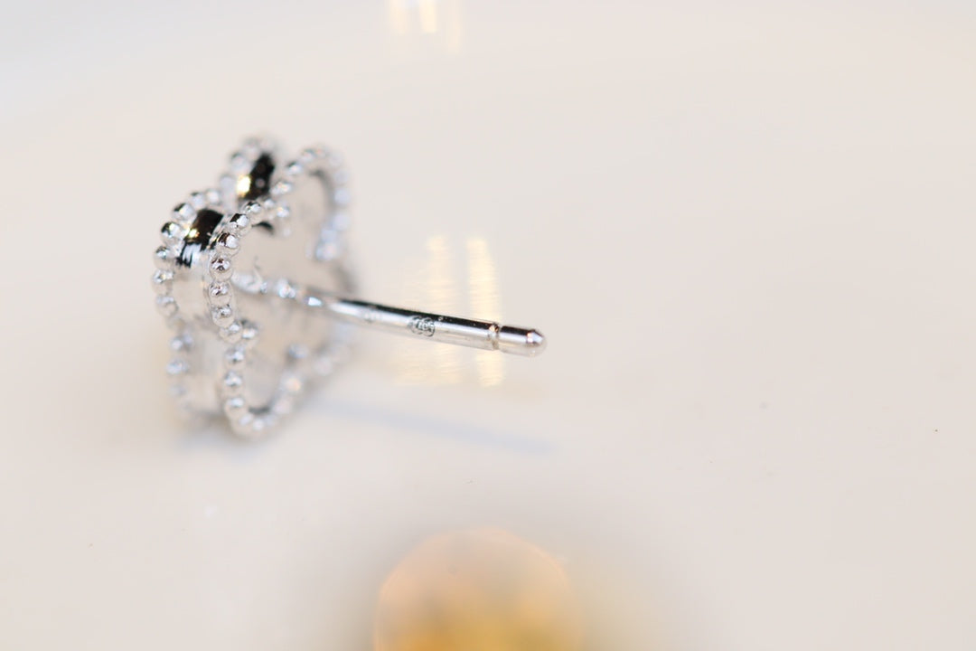 [Regal Gem]CLOVER MINI TURQUOISE SILVER STUD EARRINGS
