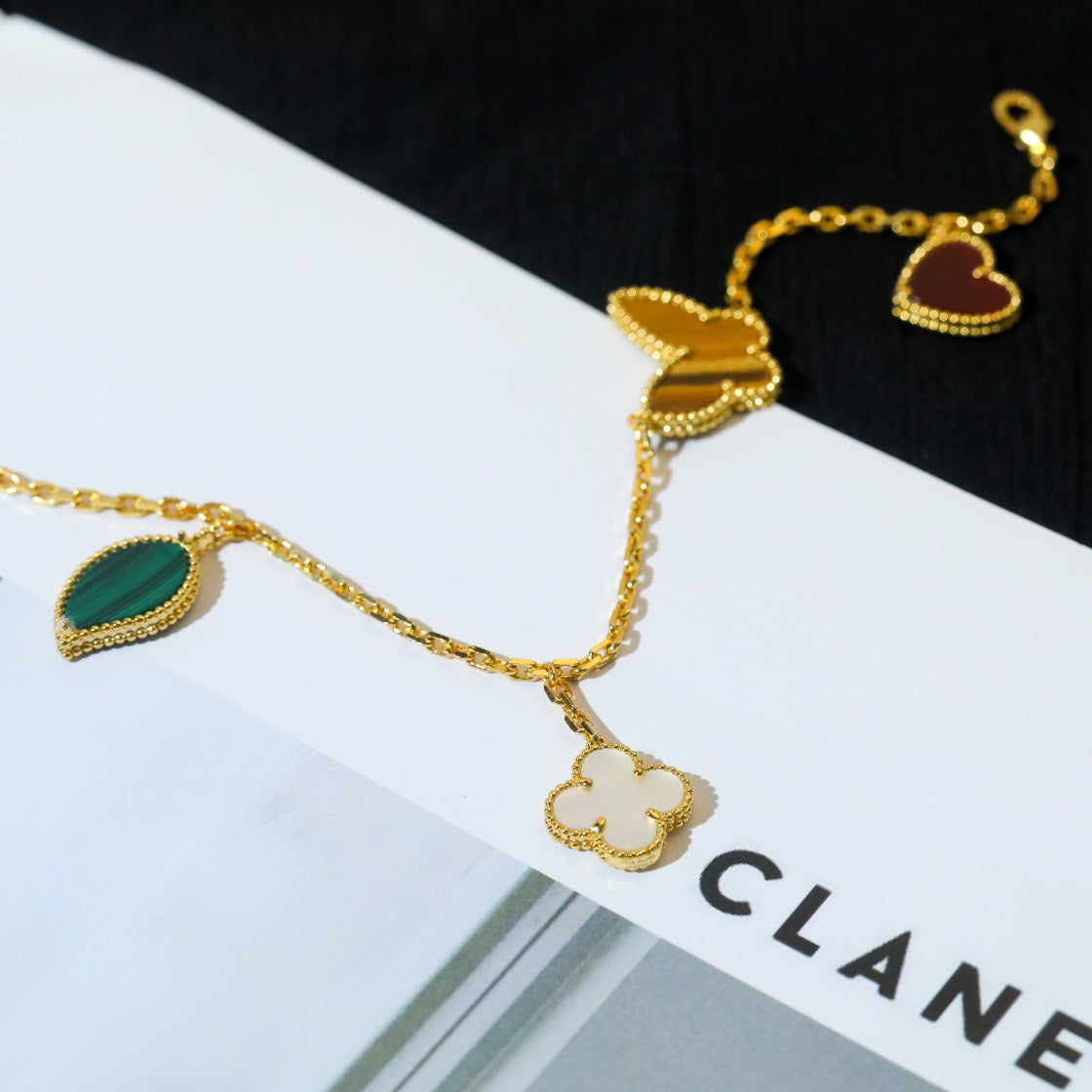 [Regal Gem]LUCKY SPRING 5 MOTIF GOLD BRACELET