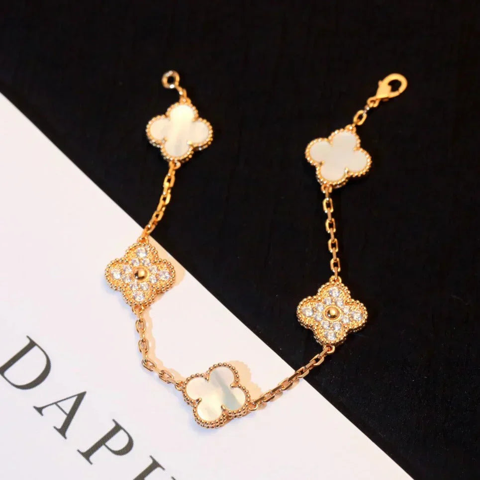[Regal Gem]CLOVER WHITE PEARL MOP 5 MOTIF BRACELET COLLECTION
