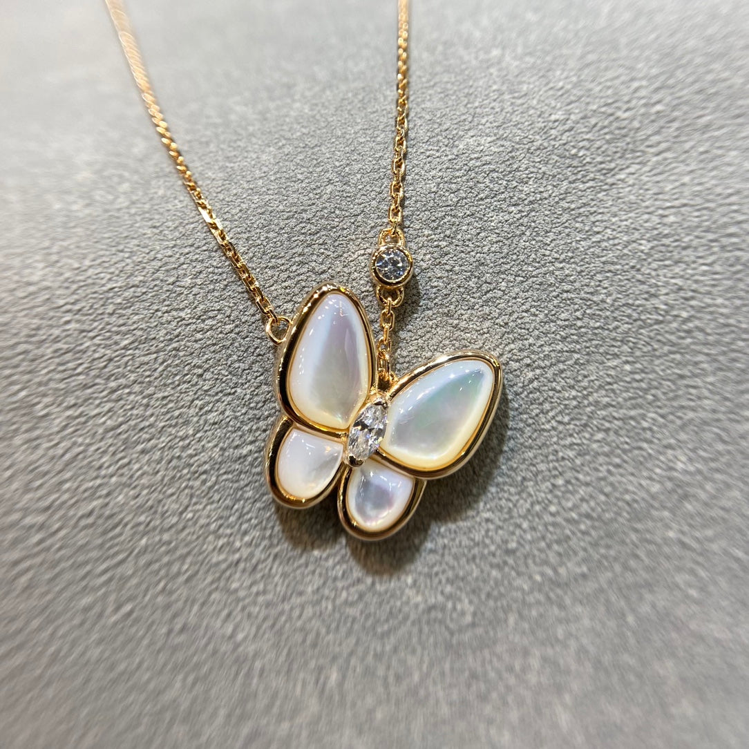 [Regal Gem]BUTTERFLY MOP DIAMOND NECKLACE