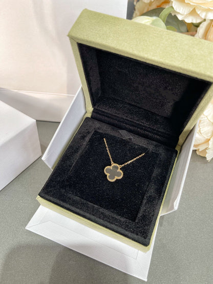 [Regal Gem]CLOVER ROCK CRYSTAL Regal Gem GOLD NECKLACE