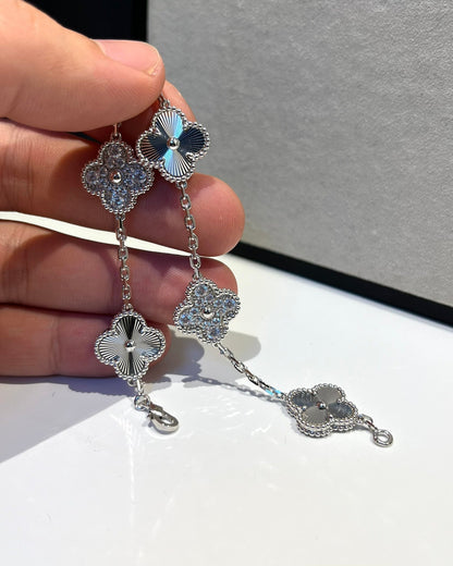 [Regal Gem] CLOVER 5 MOTIF LASER BRACELET COLLECTION