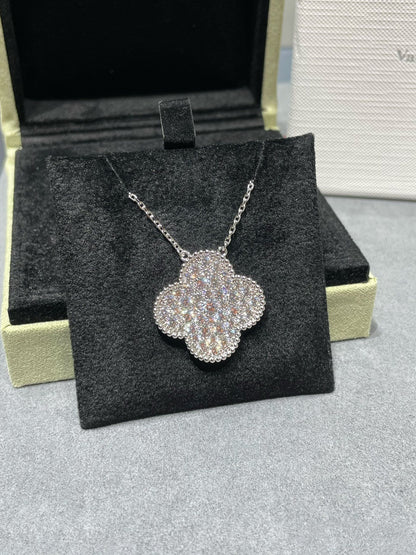 [Regal Gem]CLOVER 25MM LARGE PENDANT DIAMOND PAVED SILVER NECKLACE