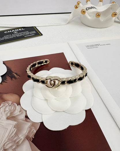 [Regal Gem]Double C Open Bangle