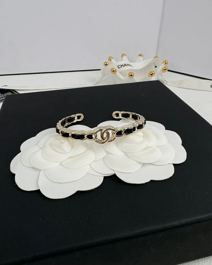 [Regal Gem]Double C Open Bangle