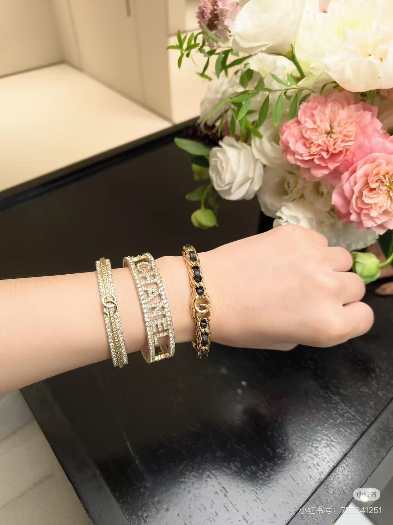 [Regal Gem]Double C Open Bangle