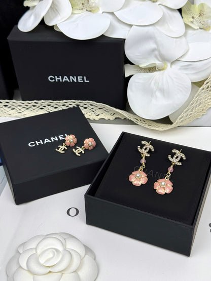 [Regal Gem]26C Pink Camellia Enamel Pendant with Double C Earrings