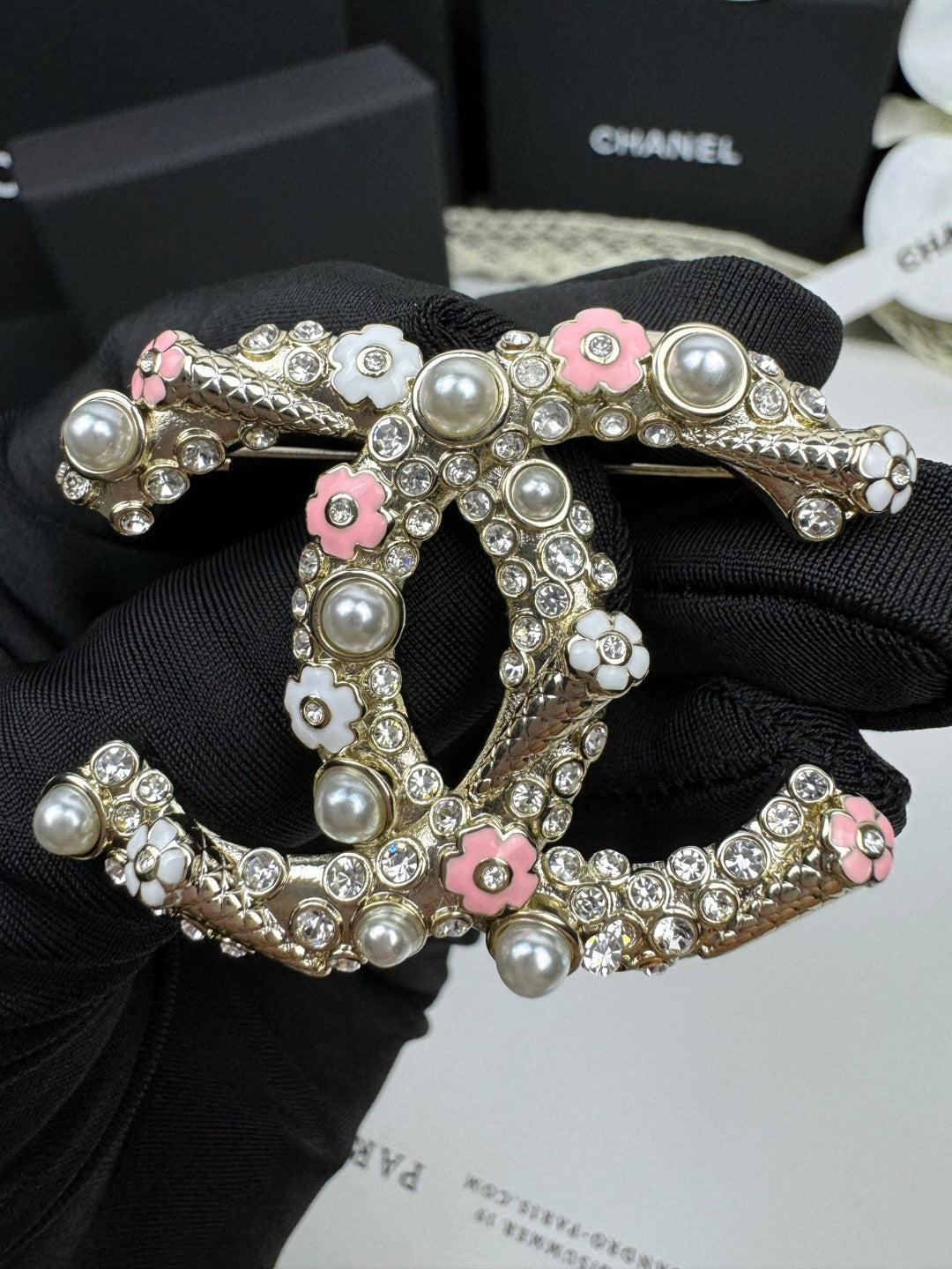 [Regal Gem]26C Pink-White Enamel Ice Cream Cone Double C Brooch