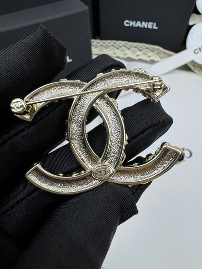 [Regal Gem]26C Pink-White Enamel Ice Cream Cone Double C Brooch