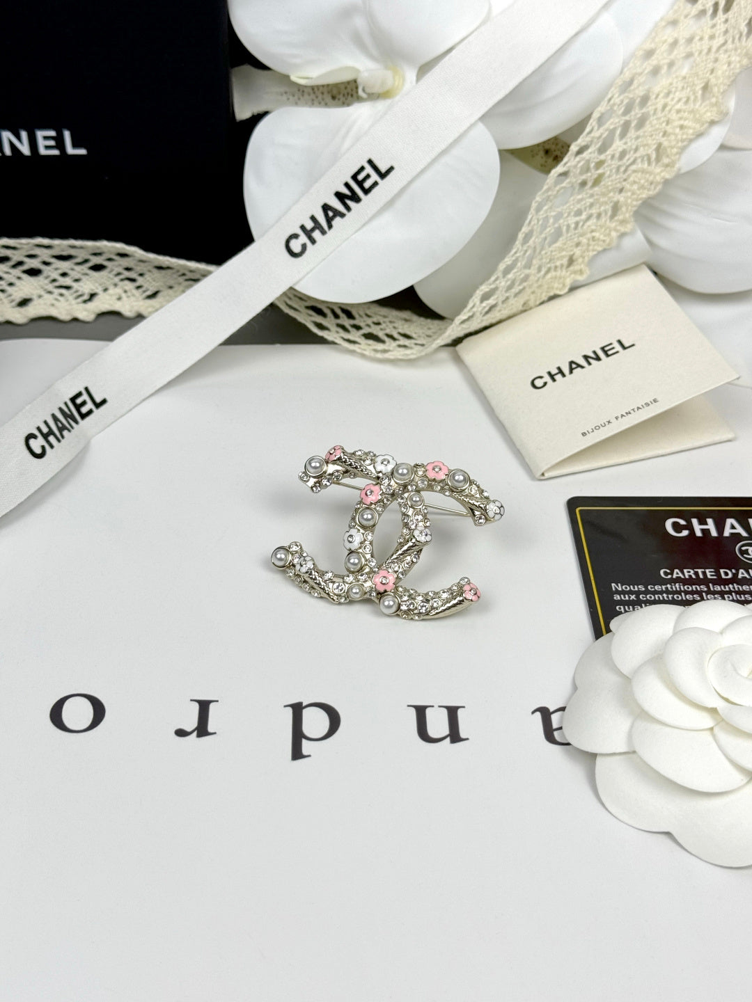 [Regal Gem]26C Pink-White Enamel Ice Cream Cone Double C Brooch