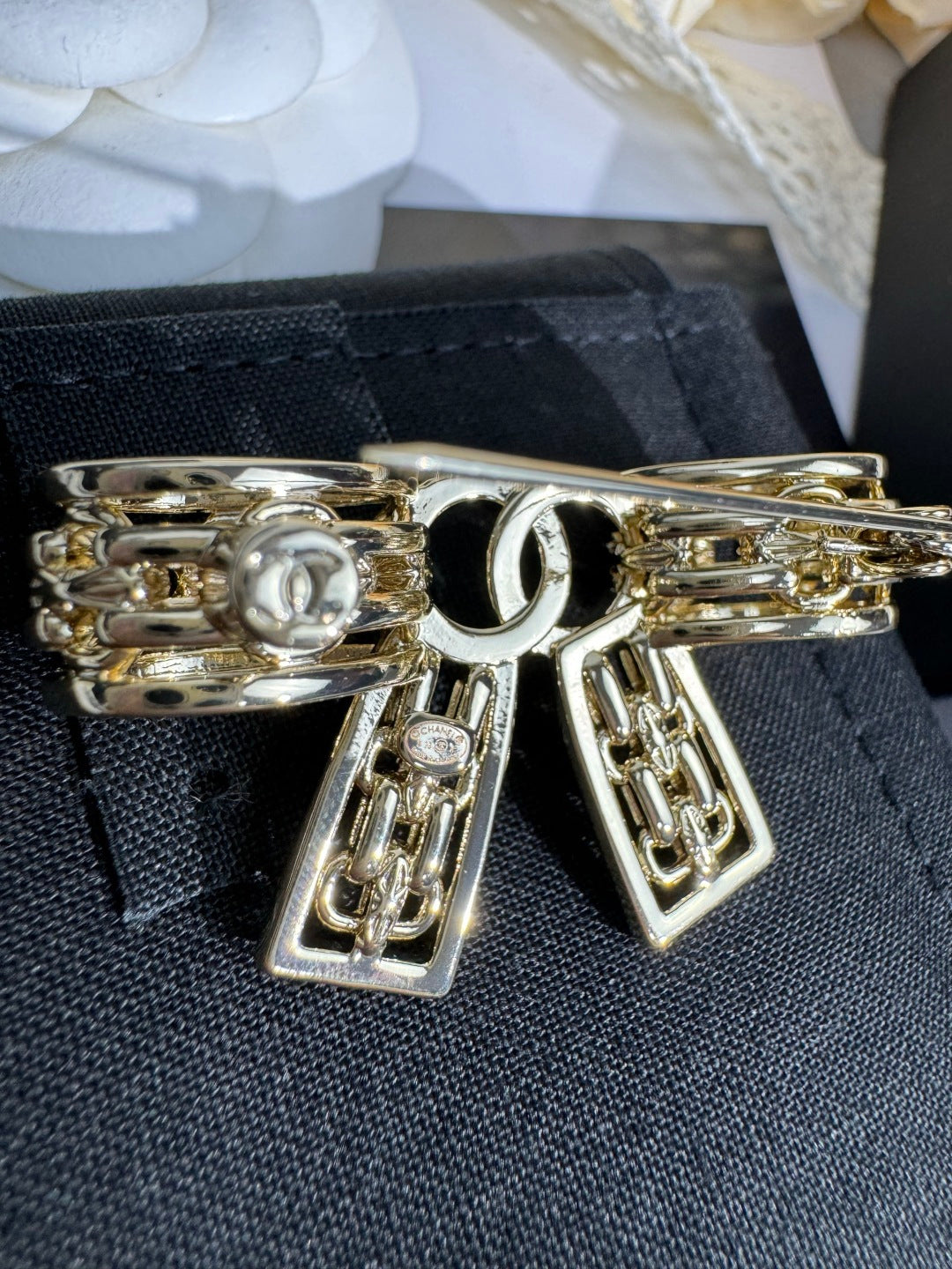 [Regal Gem]25K Hollow Bow Brooch
