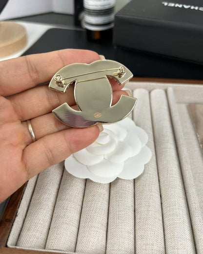 [Regal Gem]Pink Resin Classic Brooch 5cm