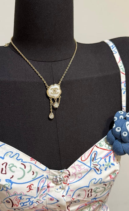 [Regal Gem]Cloud Pearl Mother-of-Pearl Diamond Chain Pendant Necklace