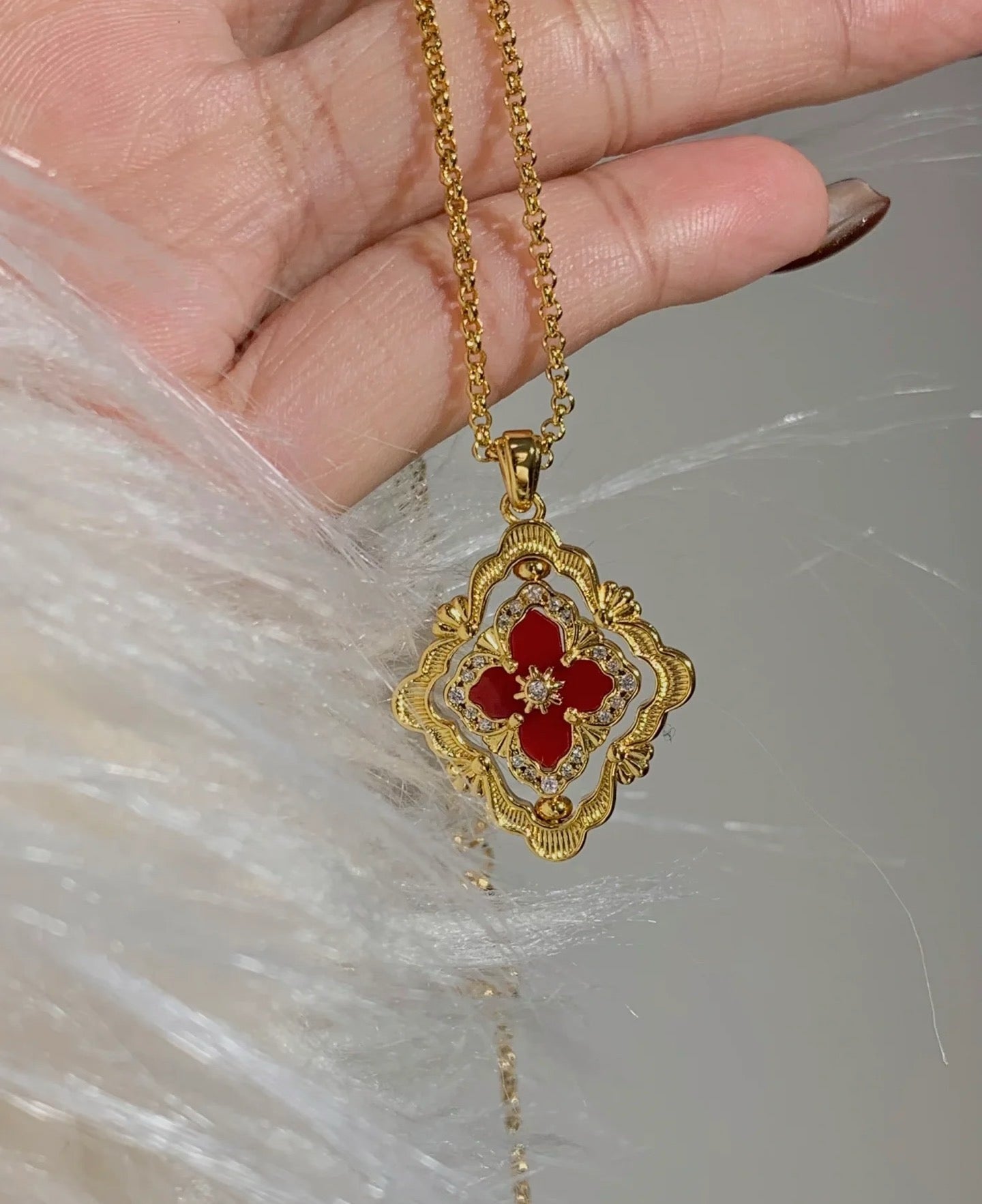 [Regal Gem] B.C.L ENAMEL ROTATING SINGLE-DIAMOND NECKLACE£¨Various colors£©