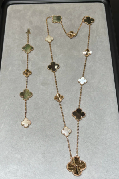 [Regal Gem]DETACHABLE CLOVER 15(11+4) FLOWER SILVER NECKLACE SET