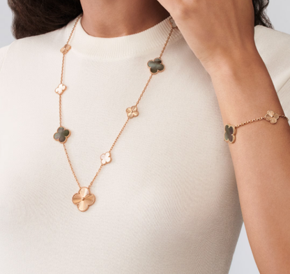 [Regal Gem]DETACHABLE CLOVER 15(11+4) FLOWER SILVER NECKLACE SET