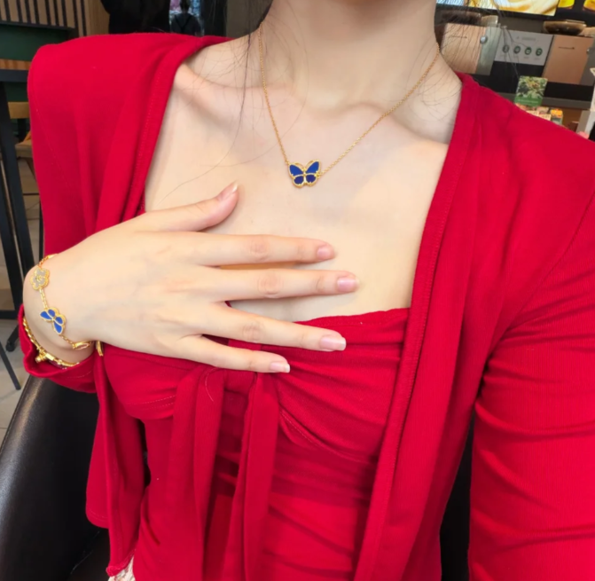 [Regal Gem]BUTTERFLY BLUE   NECKLACE