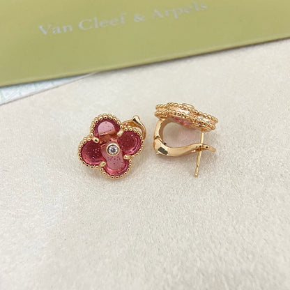 [Regal Gem]2026 NEW  CLOVER 1 MOTIFPINK ENAMEL STUD EARRINGS WITH DIAMONDS2