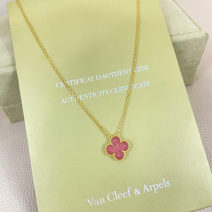[Regal Gem]15MM BUBBLE PINK ENAMEL SINGLE-FLOWER FOUR-LEAF CLOVER NECKLACE