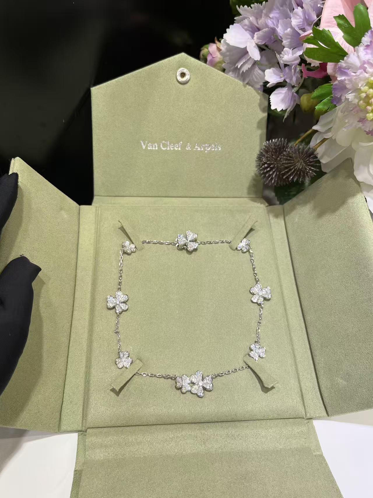 [Regal Gem Jewelry]CLOVER 10 MOTIFS  FULL DIAMOND NECKLACE