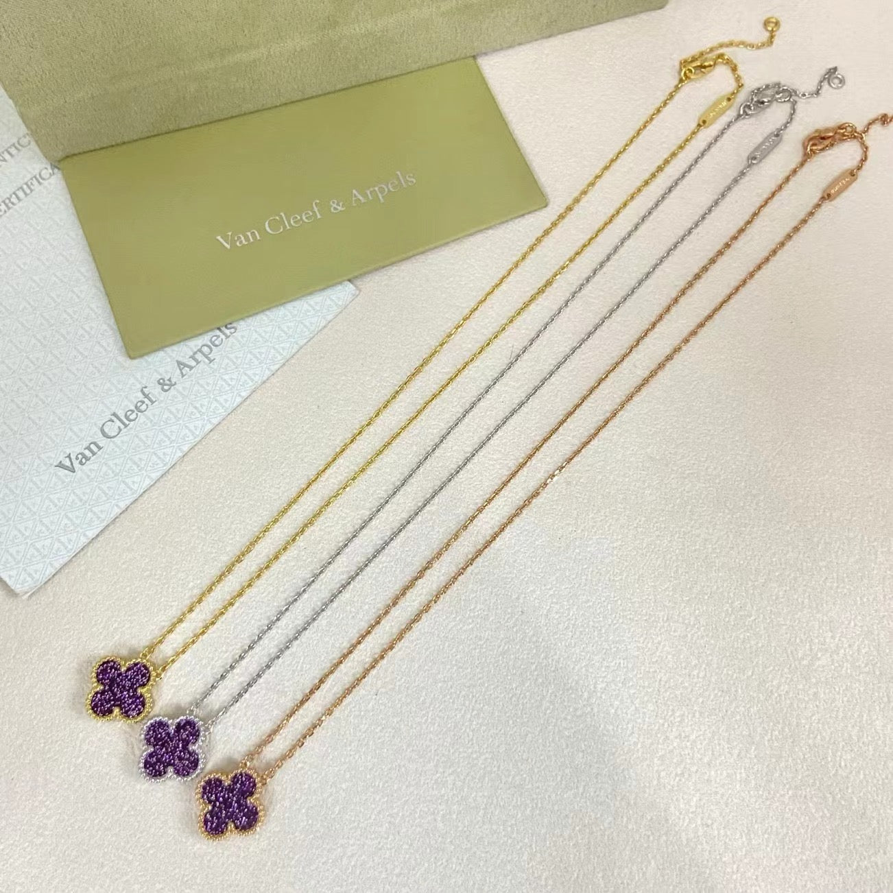 [Regal Gem Jewelry]NEW 15MM PURPLE SAND-GOLD FOUR-LEAF CLOVER NECKLACE