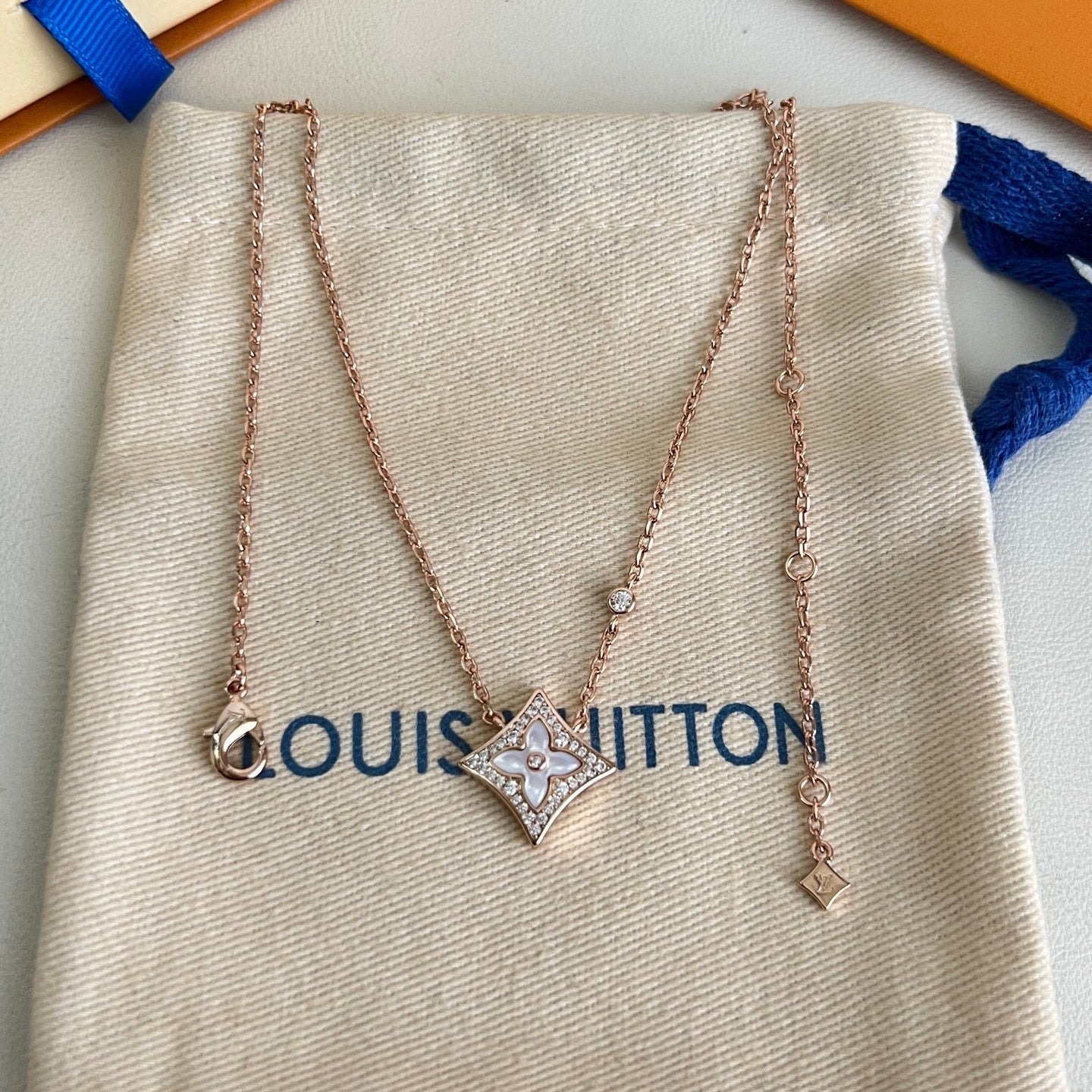 [Regal Gem]ROSE GOLD DIAMOND NECKLACE
