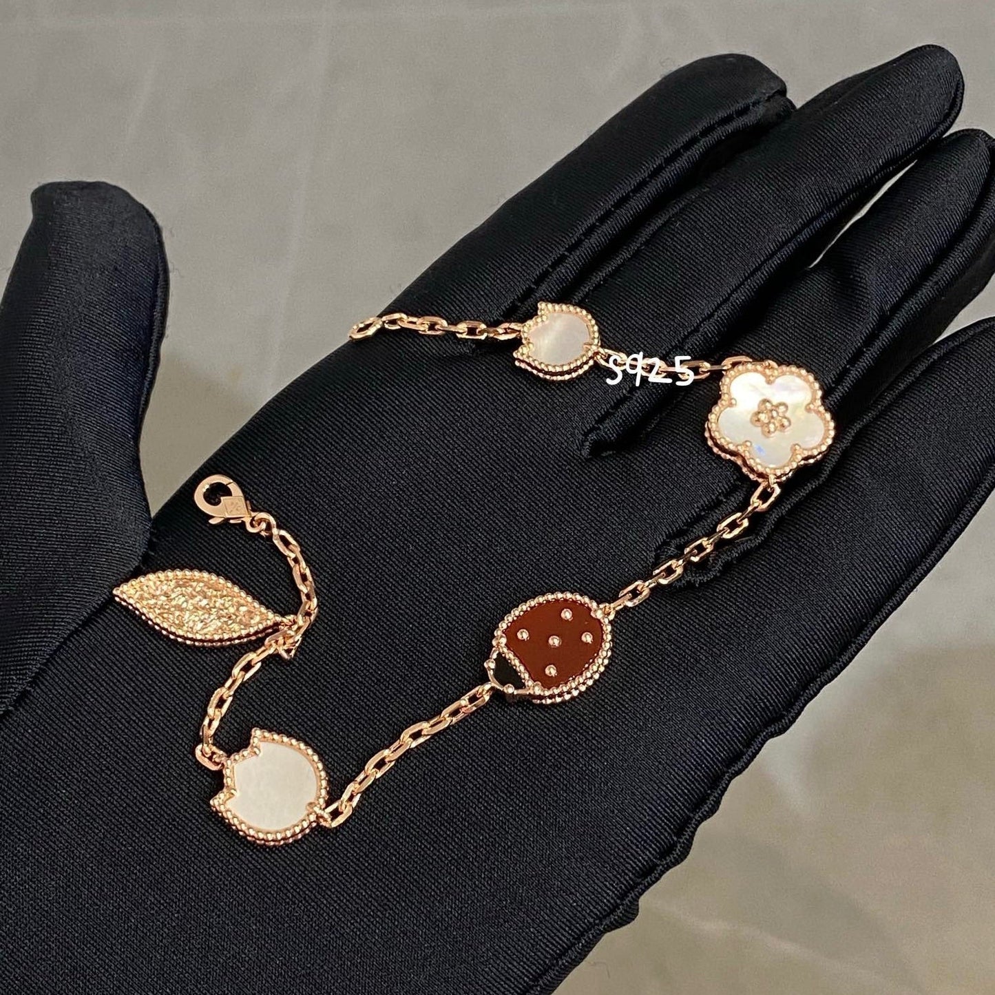 [Regal Gem]LUCKY SPRING 5 MOTIF BRACELET