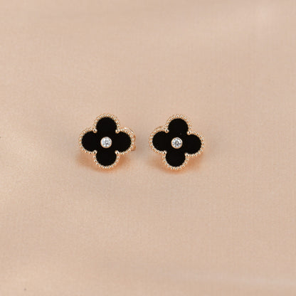 [Regal Gem]CLOVER MEDIUM 1 MOTIFS ONYX DIAMOND EARRINGS