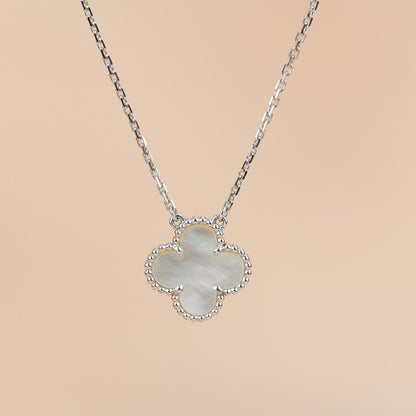 [Regal Gem]CLOVER  15MM WHITE MOTHER-OF-PEARL SILVER
