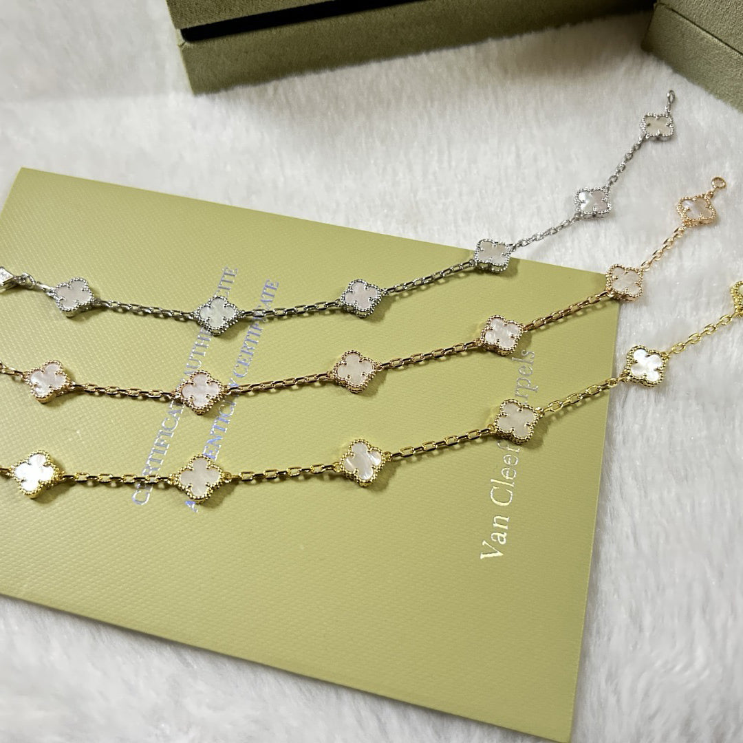 [Regal Gem]CLOVER 6 MOTIF WHITE MOP BRACELET-w