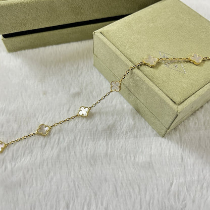 [Regal Gem]CLOVER 6 MOTIF WHITE MOP BRACELET-w