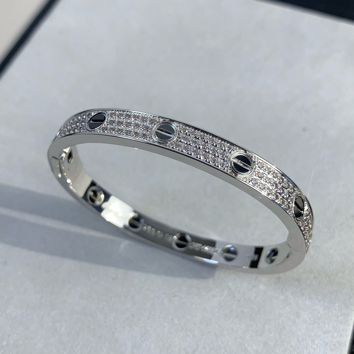 [Regal Gem]LOVE BRACELET 6.1MM DIAMOND-PAVED CERAMIC